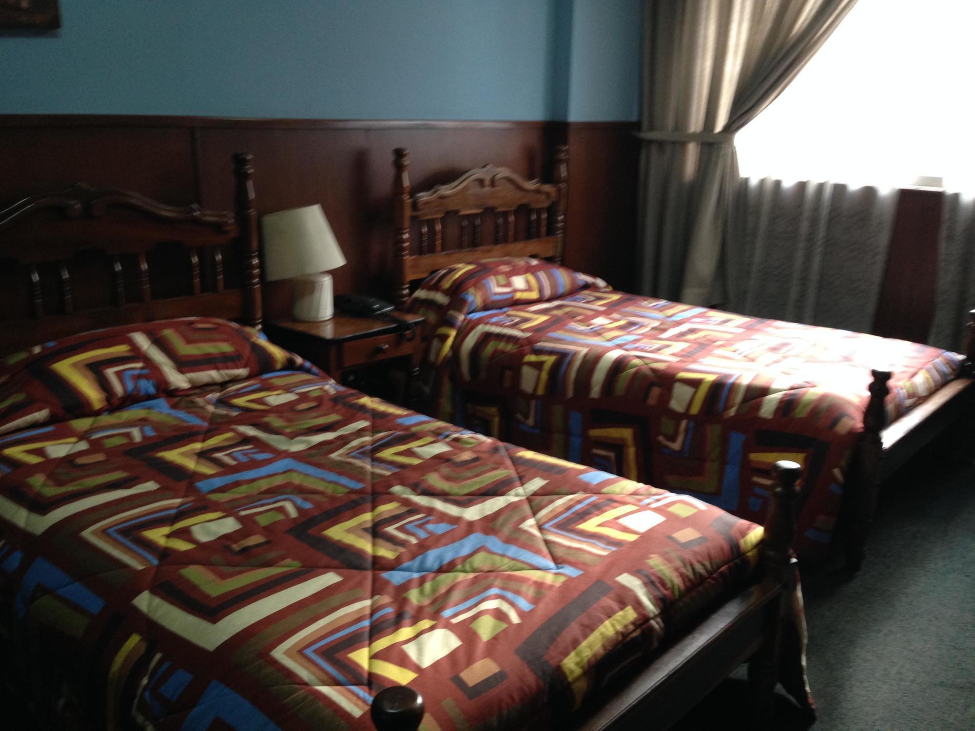 Hotel Majestic Кито Экстерьер фото