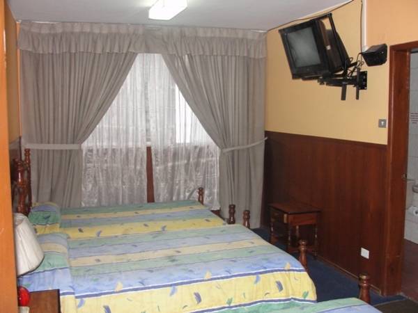 Hotel Majestic Кито Экстерьер фото