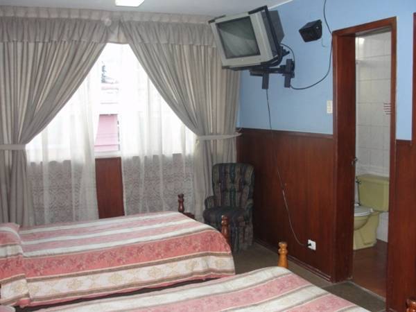 Hotel Majestic Кито Экстерьер фото